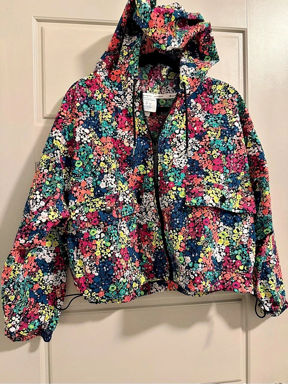 The Champion Floral Hooded Jacket in Multicolor Large Like New